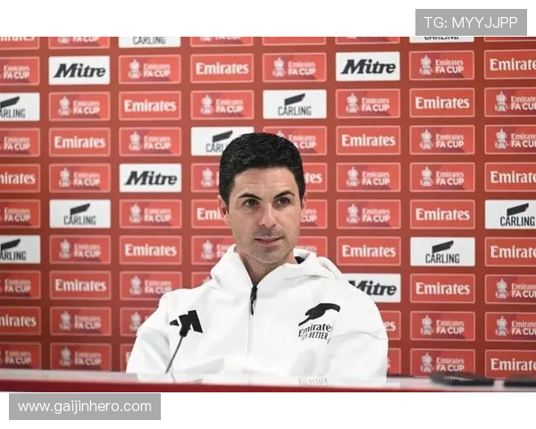 阿尔特塔与克洛普战术理念辩论引发足球界广泛热议与分析