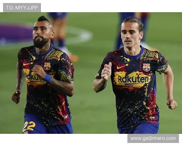 格列兹曼高位策应无球跑动如何驱动进攻体系