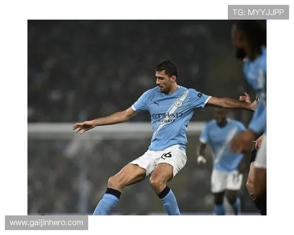 罗德里：曼城2023三冠王赛季的中场基石解析